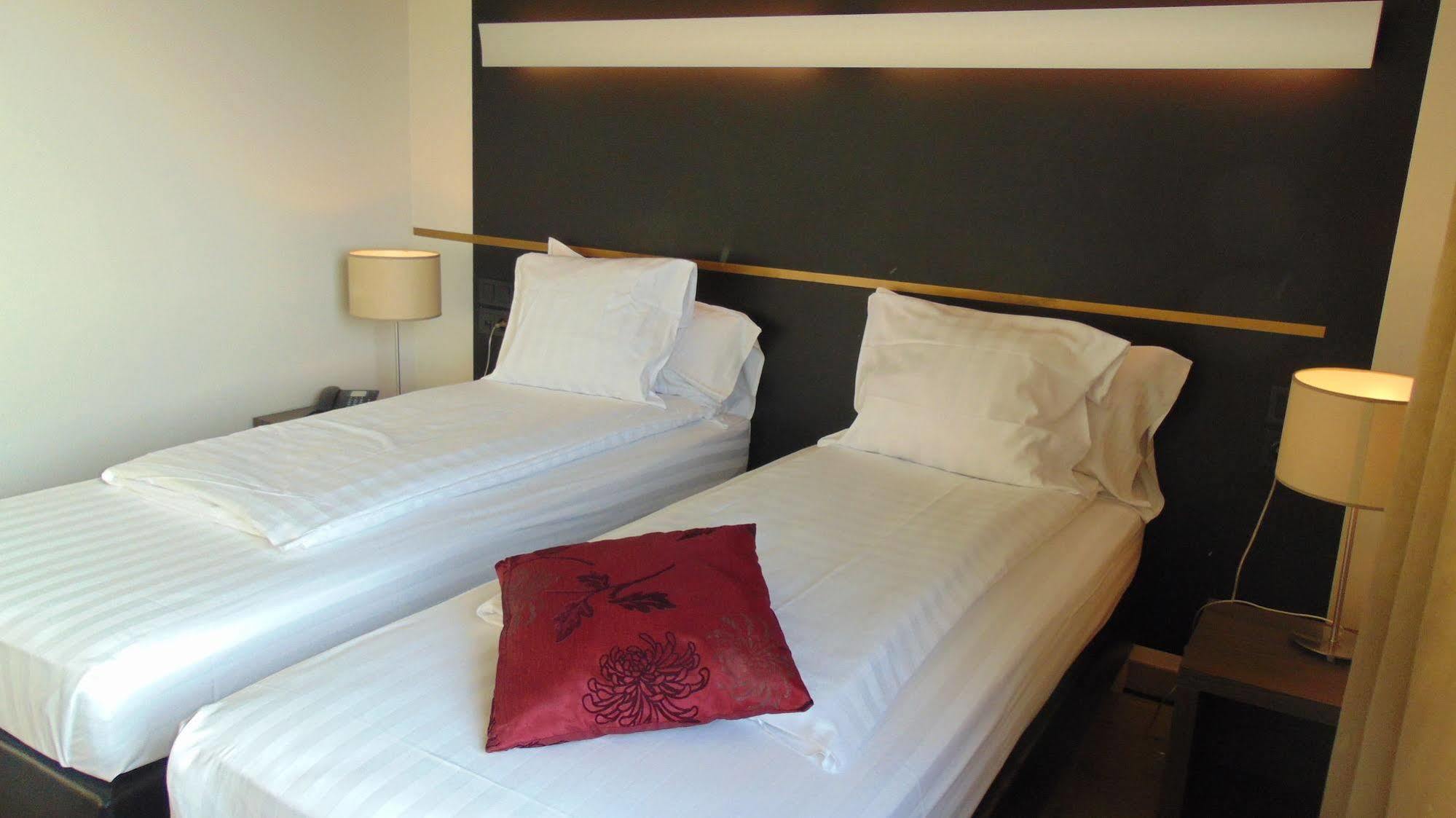 Hotel Stayen Sint-Truiden Exterior foto